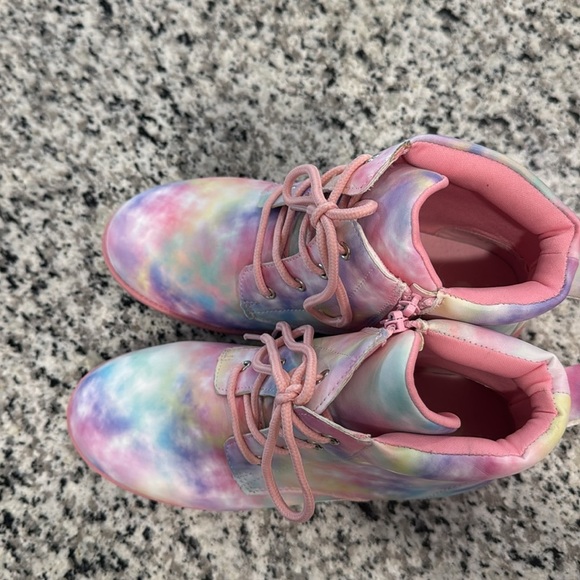 FABKIDS NWOT Tie Dye Combat Boot Girls Colorful Pink Lace-Up Side Zip Size US 5 - Picture 5 of 10